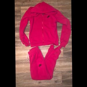 Nike jogger set